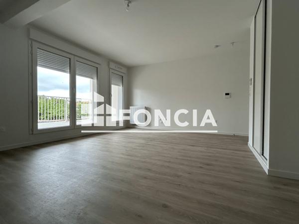 Location Appartement 3 pièces 64.52 m² - NAMASTE - 32 RUE RAMEAU La Rochelle 17000