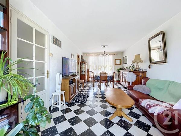 Maison à vendre  4 pièces - 86,64 m 2   LES AVENIERES VEYRINS THUELLIN  - 38