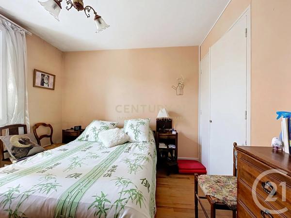 Maison à vendre  4 pièces - 86,64 m 2   LES AVENIERES VEYRINS THUELLIN  - 38