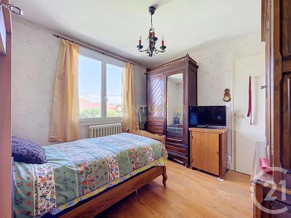 Maison à vendre  4 pièces - 86,64 m 2   LES AVENIERES VEYRINS THUELLIN  - 38