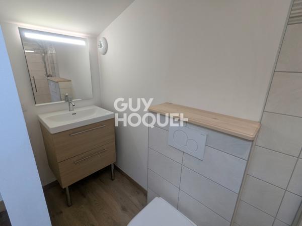 APPARTEMENT À LOUER DE 4 PIÈCES DE 105,00 M²
