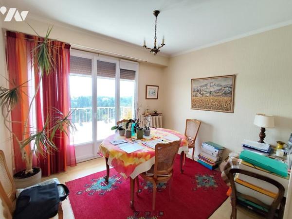 Appartement 5 pièces - garage - Cave