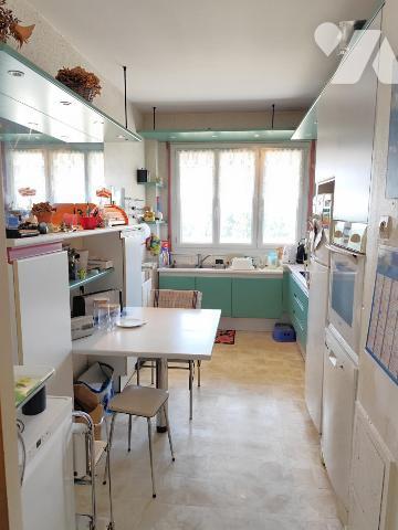 Appartement 5 pièces - garage - Cave