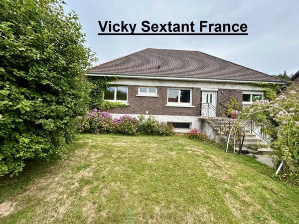 Maison Individuelle en plain pied avec sous sol complet.