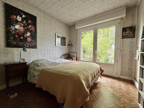 Maison Individuelle en plain pied avec sous sol complet.