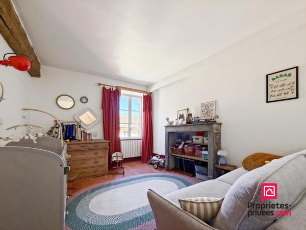 AVALLON MAISON RENOVEE AVEC JARDIN