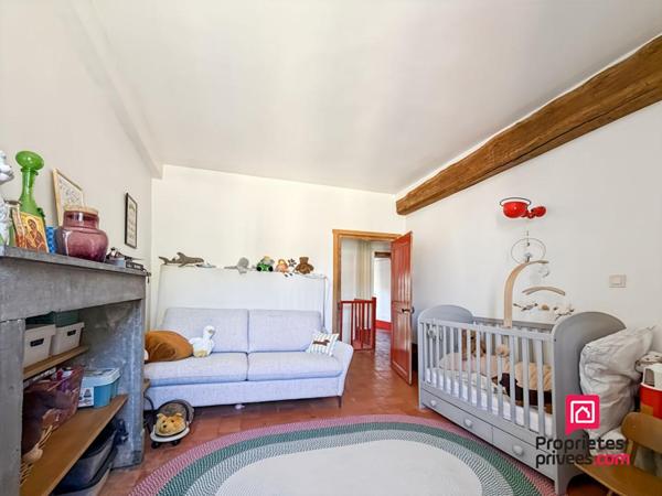 AVALLON MAISON RENOVEE AVEC JARDIN