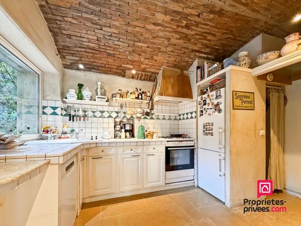 AVALLON MAISON RENOVEE AVEC JARDIN
