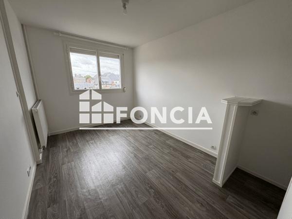 Location Studio 17.49 m² - 42 RUE DU MAIL Rouen 76100