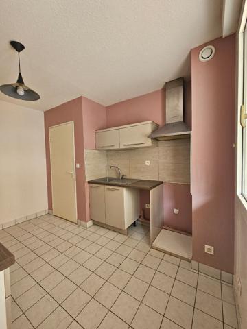 Appartement T2 lumineux avec terrasse végétalisée et un accès direct au garage