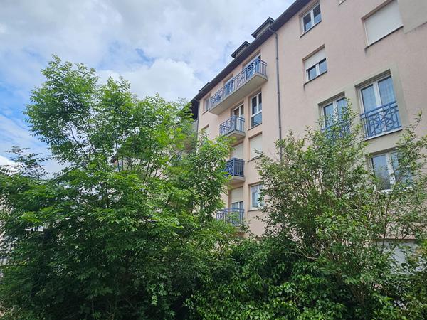 Appartement T2 lumineux avec terrasse végétalisée et un accès direct au garage