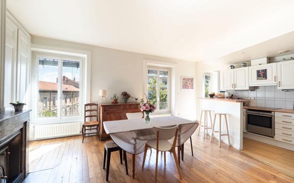 Appartement à vendre    5 pièces • 108 m2 Lyon 3