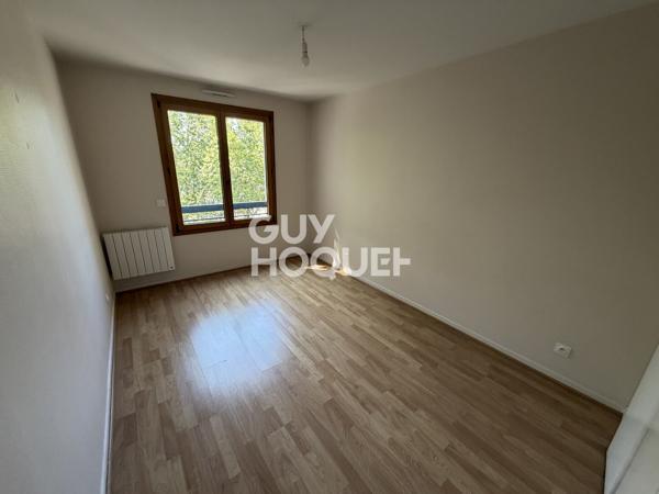 Appartement à louer de 4 pièces de 131.9 m²