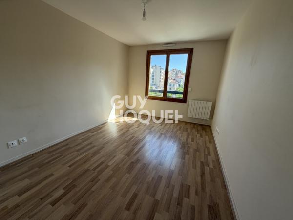 Appartement à louer de 4 pièces de 131.9 m²