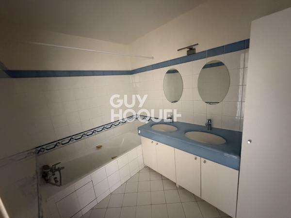 Appartement à louer de 4 pièces de 131.9 m²