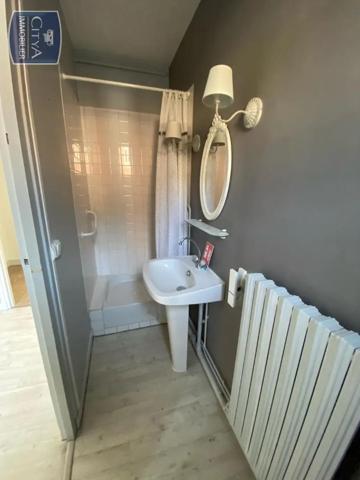 Appartement à louer 2 pièces 43.33m² Beauvais (60000)
