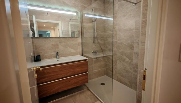 Appartement à AGAY, 83530 - 2 pièces 57m²