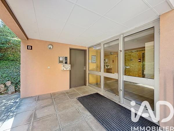 Location appartement 2 pièces 33,46 m² Aix-en-Provence