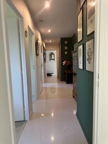 bois guillaume Maison moderne toit plat 150m² plein pied jardin 750m² garage 3 chambres suite parentale DPE B quartier collège leonard de vinci