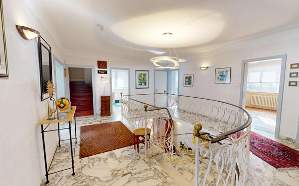 Maison à vendre    8 pièces • 299,72 m2 Metz