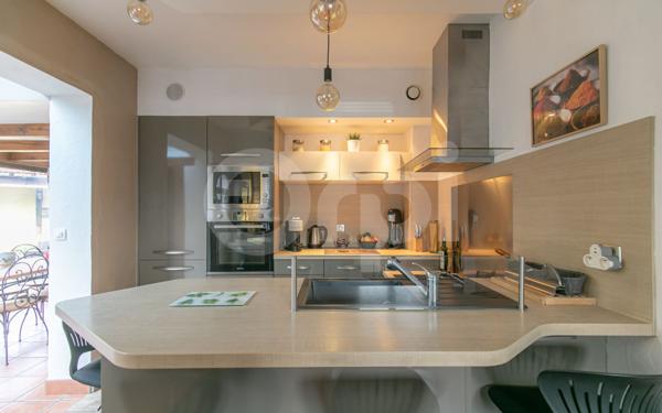 Maison à vendre    5 pièces •  Ormesson-sur-Marne