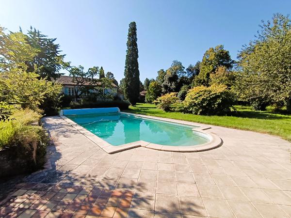 Achat maison près de SAINT MICHEL - 6 pièce(s) - 210 m² - 235 000 €