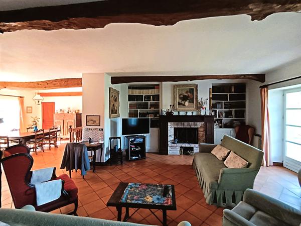 Achat maison près de SAINT MICHEL - 6 pièce(s) - 210 m² - 235 000 €