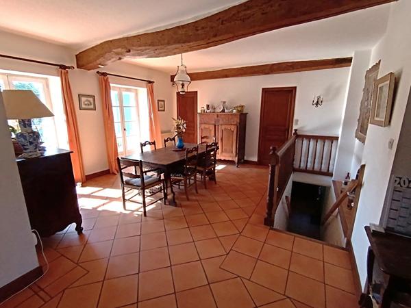 Achat maison près de SAINT MICHEL - 6 pièce(s) - 210 m² - 235 000 €