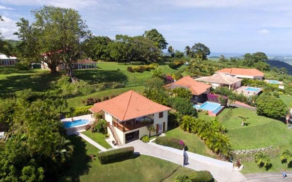 Maison à vendre    6 pièces • 154,16 m2 Le Robert