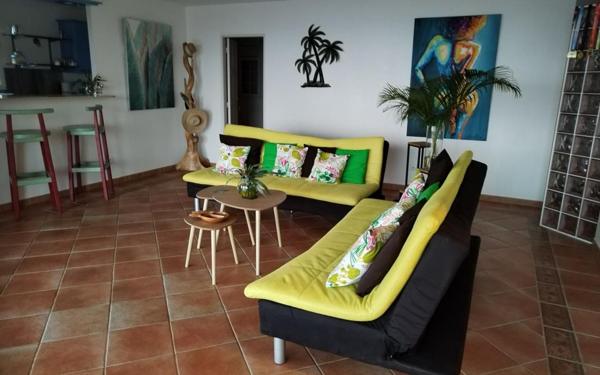 Maison à vendre    6 pièces • 154,16 m2 Le Robert