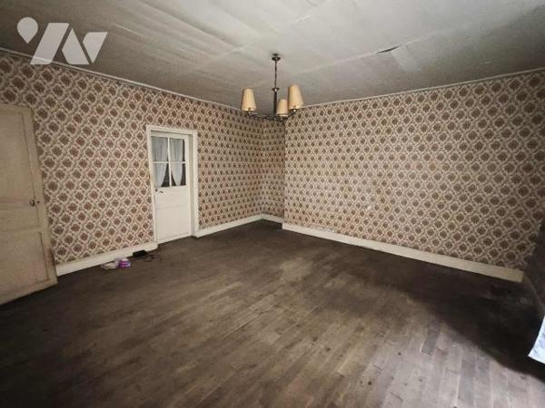 Maison de Ville avec jardin à rénover