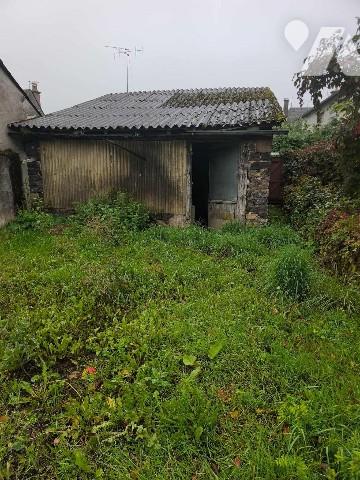 Maison de Ville avec jardin à rénover