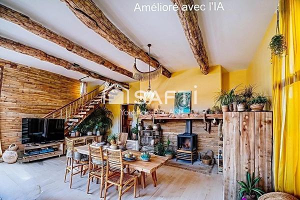 Maison dans domaine avec piscine