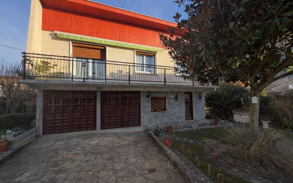 Maison à vendre    4 pièces • 83 m2 Saint-Égrève