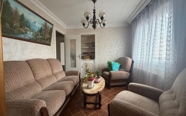 Maison à vendre    4 pièces • 83 m2 Saint-Égrève