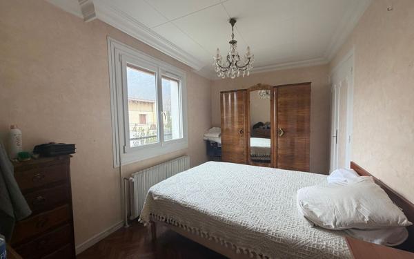 Maison à vendre    4 pièces • 83 m2 Saint-Égrève