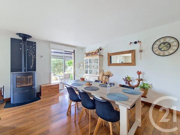Maison à vendre  7 pièces - 154,40 m 2   COMBOURG  - 35
