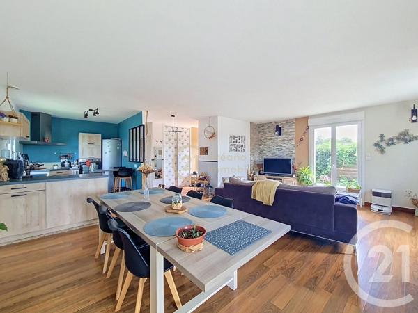 Maison à vendre  7 pièces - 154,40 m 2   COMBOURG  - 35