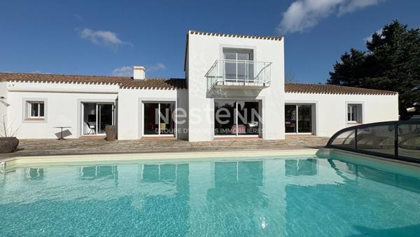 Maison Le Fenouiller 7 pièce(s) 202 m2