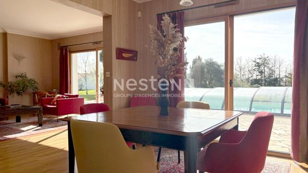 Maison Le Fenouiller 7 pièce(s) 202 m2