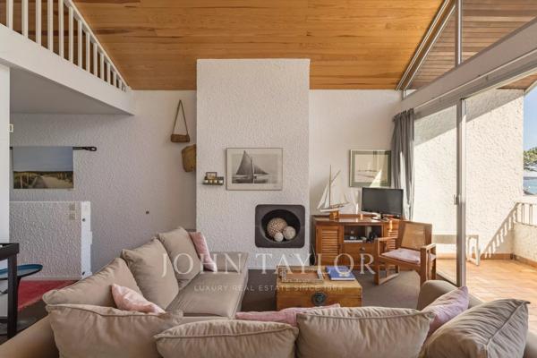 Triplex, Icône de l’Architecture des Années 70 au Cœur de La Vigne