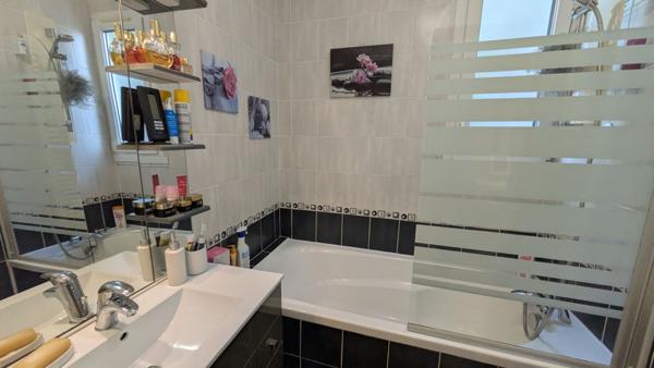 Appartement 4 pièces à vendre Rochefort - 17300 / Réf: 3338