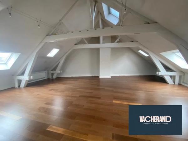 Bureaux rénovés 118m²