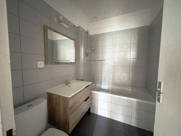 Appartement / maison duplex T4 - Jardin - Parking