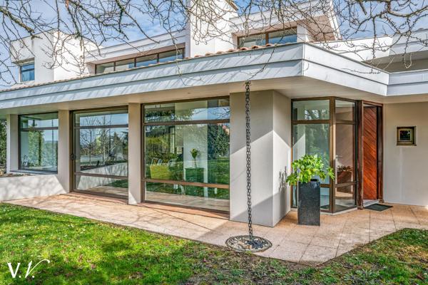 BELLE MAISON D'ARCHITECTE- LASTRENE