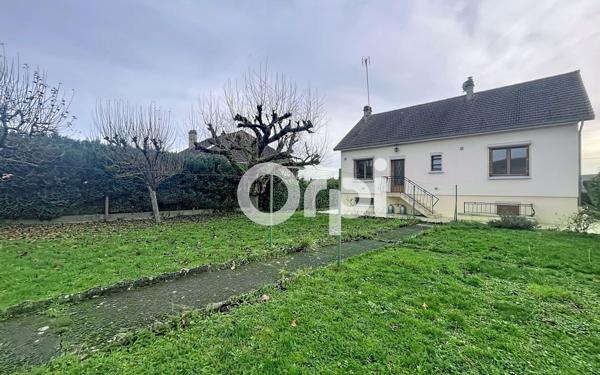 Maison à vendre    5 pièces •  Hermes