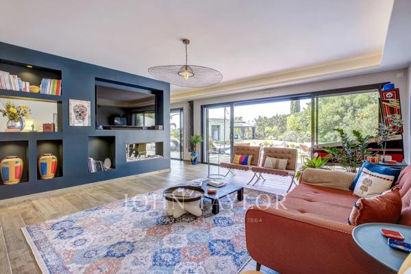 Villa contemporaine neuve – prestations haut de gamme et élégance discrète à Mougins