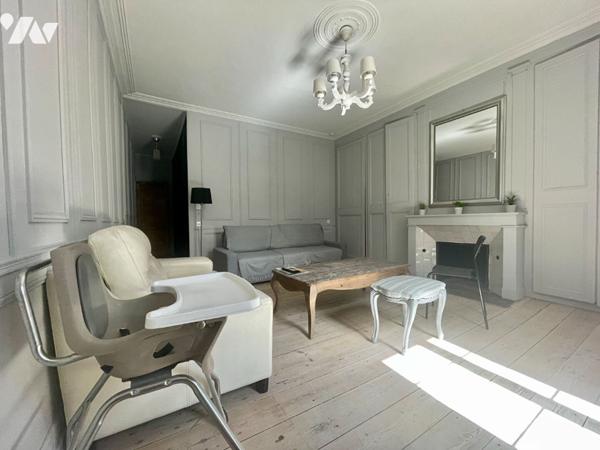 centre de st servan -t2 rénové avec grtand cellier