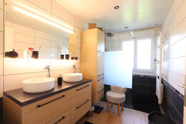 Vente / Maison avec dépendance