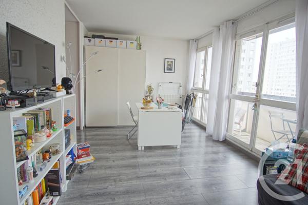 Appartement F1 à vendre  1 pièce - 25,05 m2 CHOISY LE ROI - 94
